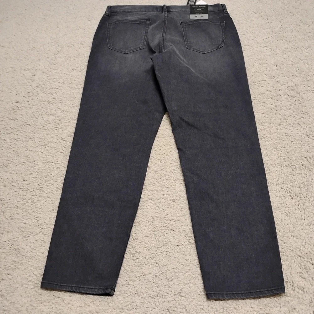 Banana Republic Jeans Mens 36x32 Black Denim Athletic Tapered Rapid Movement